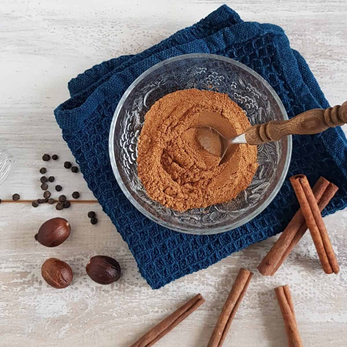 Zels speculaaskruiden maken - Koekkruiden