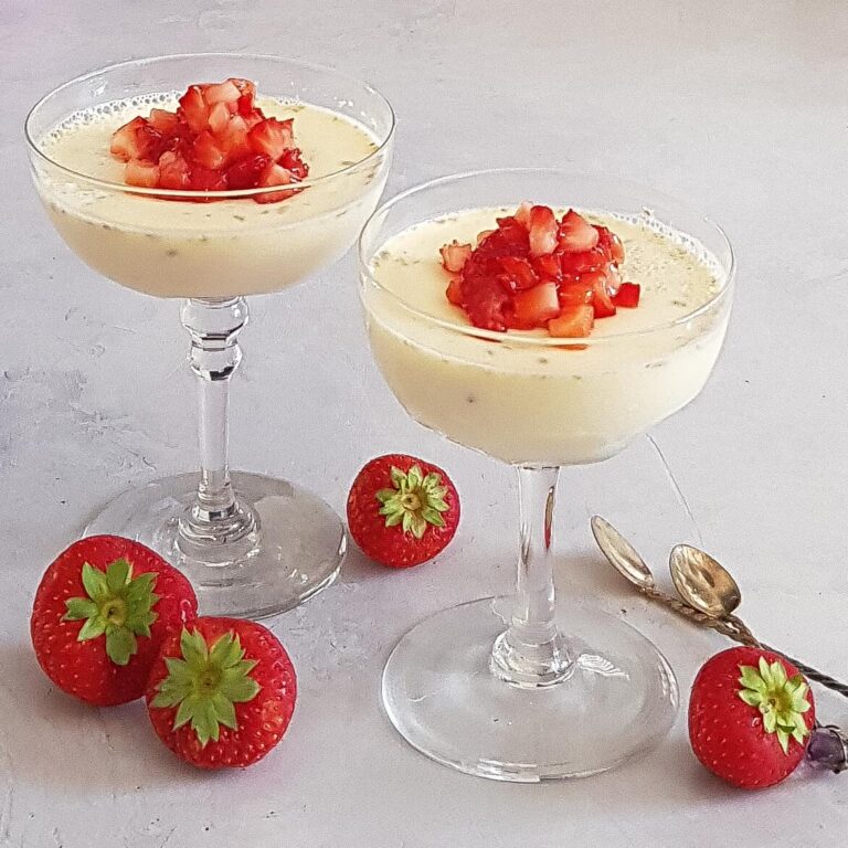 Panna cotta met aardbeien Culi Sandra Panna cotta met aardbeien Culi Sandra